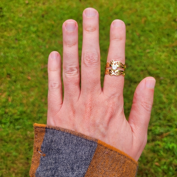 Ancient Hieroglyphs Diamond Gold Ring - Picture 9 of 11